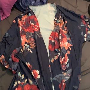 Floral short sleeve kimono